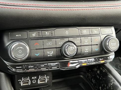 Used 2024 Dodge Durango R/T image 36