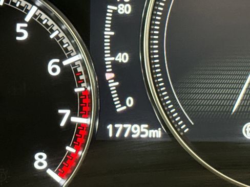 Used 2023 MAZDA CX-30 AWD 2.5 S w/ Preferred Package image 14