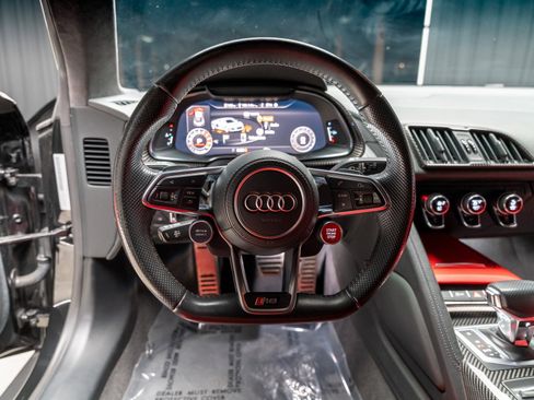 Used 2018 Audi R8 V10 image 42