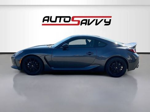 Used 2025 Toyota GR86 Premium w/ ALL Weather Mat Package (TMS) image 4