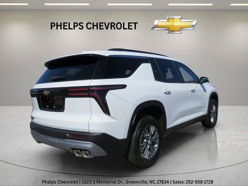 Certified 2026 Chevrolet Traverse LT FWD image 10