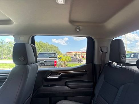 Used 2023 Chevrolet Silverado 1500 LT AWD/4WD image 20