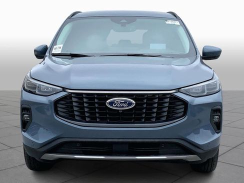 Certified 2025 Ford Escape SE w/ PHEV Premium Package image 3