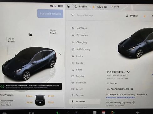 Used 2024 Tesla Model Y Long Range AWD/4WD image 16