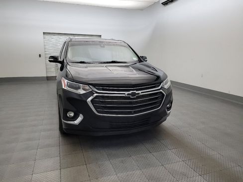 Used 2020 Chevrolet Traverse Premier FWD image 14