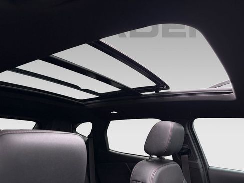 Used 2023 Chevrolet Blazer RS w/ Driver Confidence II Package image 2