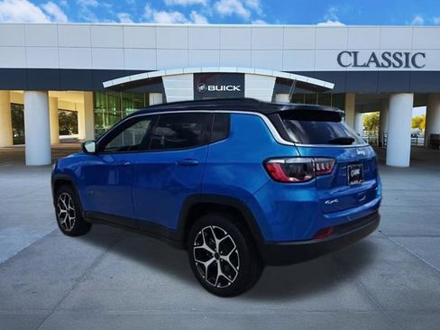 Used 2025 Jeep Compass Limited AWD/4WD image 6