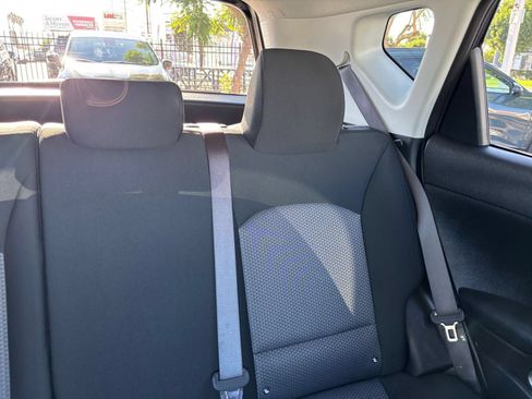 Used 2025 Kia Soul LX w/ LX Technology Package FWD image 37