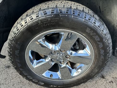 Certified 2019 RAM 1500 Express image 4