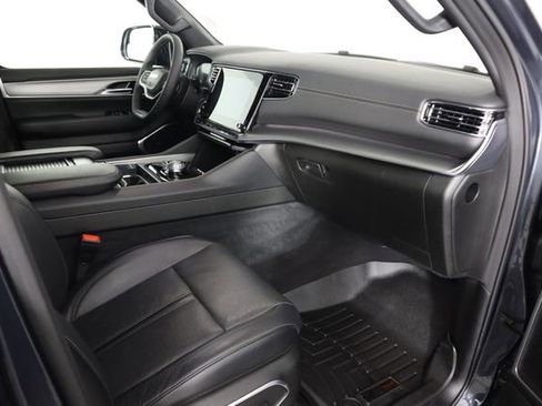 Used 2024 Jeep Wagoneer Series II AWD/4WD image 59
