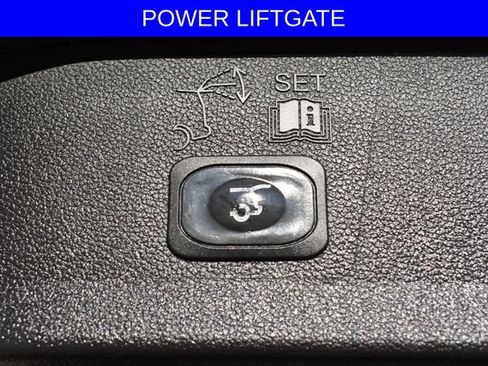 Used 2019 Ford Escape SEL AWD/4WD image 8
