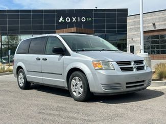 Used 2008 Dodge Grand Caravan SE image 1