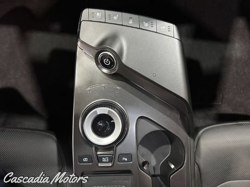 Used 2022 Kia EV6 Wind w/ Wind Technology Package image 39