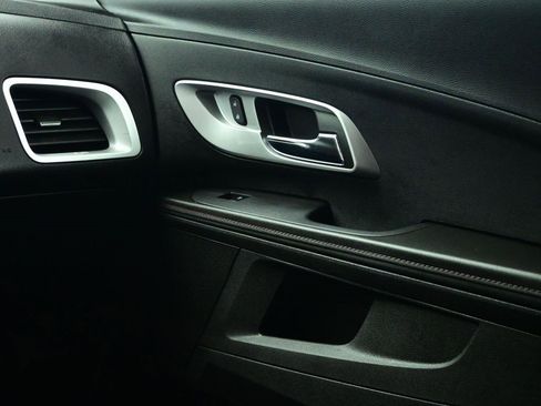 Used 2015 Chevrolet Equinox LT w/ Driver Convenience Package image 12