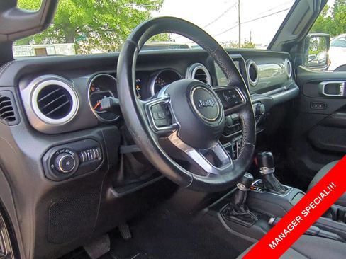 Certified 2019 Jeep Wrangler Unlimited Sahara AWD/4WD image 20