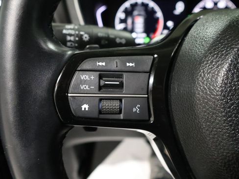 Used 2023 Honda Pilot EX-L image 37