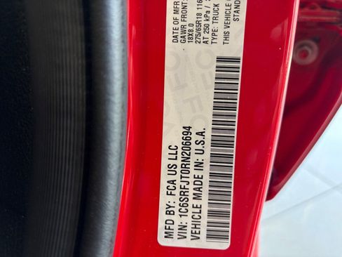 Used 2024 RAM 1500 Laramie AWD/4WD image 29