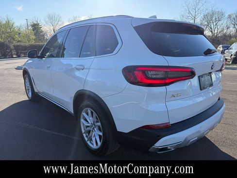 Used 2023 BMW X5 xDrive40i w/ Premium Package image 9
