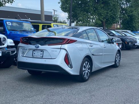 Used 2020 Toyota Prius Prime Limited w/ Carpet Mat Package FWD image 3