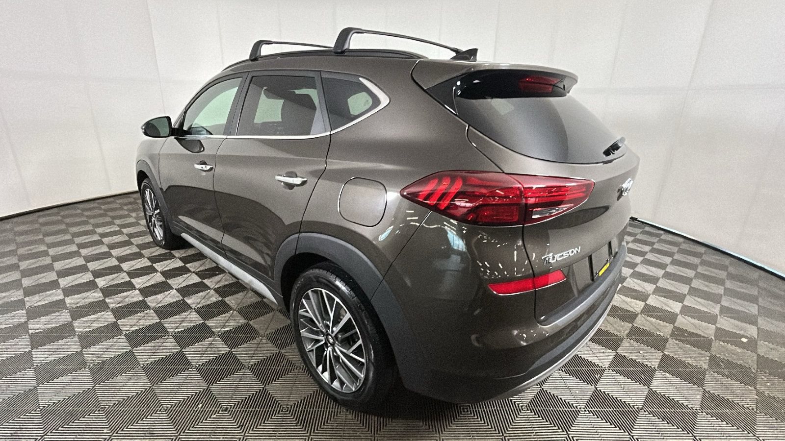 Used 2020 Hyundai Tucson Ultimate w/ Cargo Package AWD/4WD image 5