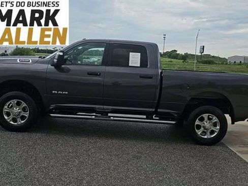 Used 2025 RAM 2500 Big Horn AWD/4WD image 5