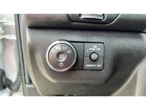 Used 2017 Chevrolet Traverse Premier AWD/4WD image 23