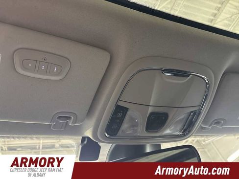 Used 2021 Jeep Cherokee Latitude Lux w/ Sun & Sound Group image 23