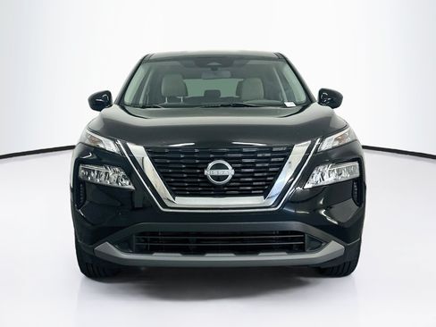 Used 2023 Nissan Rogue SV AWD/4WD image 2