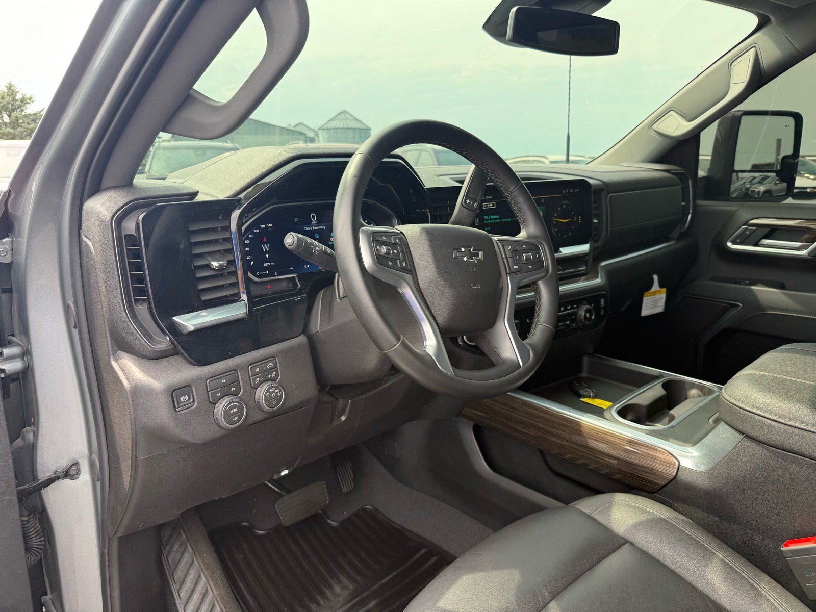 Used 2026 Chevrolet Silverado 2500 LT w/ Trail Boss Package AWD/4WD image 14