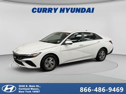 Used 2025 Hyundai Elantra SE