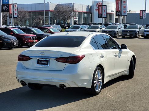 Used 2019 INFINITI Q50 Luxe w/ Essential Package (3.0T Luxe) image 5