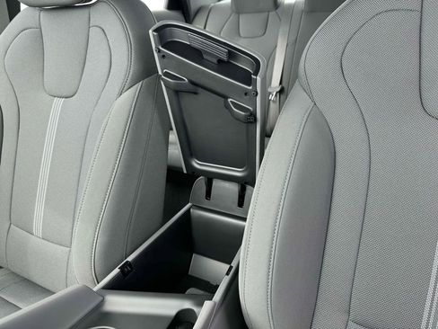 New 2025 Hyundai Elantra SE image 27