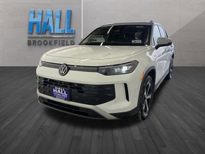 New 2026 Volkswagen Tiguan SE