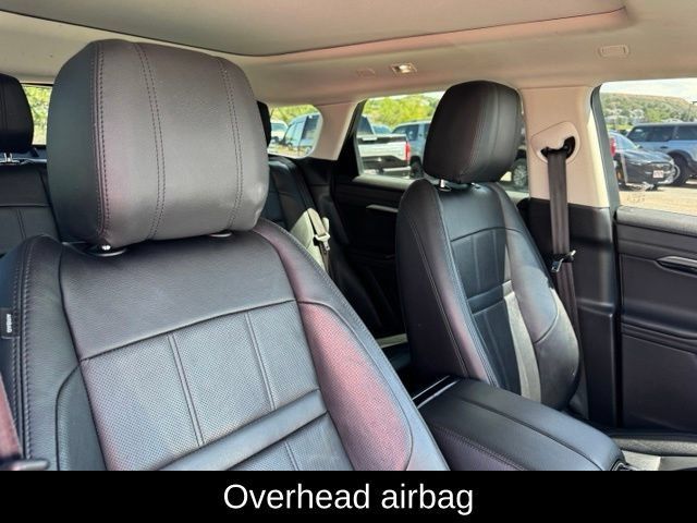 Used 2020 Land Rover Range Rover Evoque SE AWD/4WD image 27