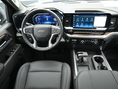 New 2026 Chevrolet Silverado 1500 LT Trail Boss w/ Safety Package AWD/4WD image 19