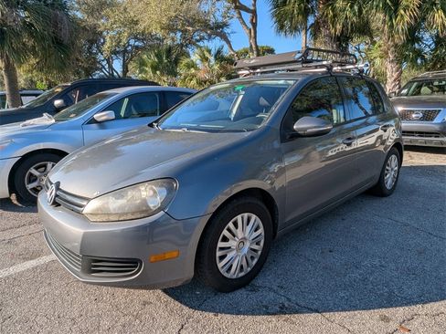 Used 2011 Volkswagen Golf 4-Door image 23