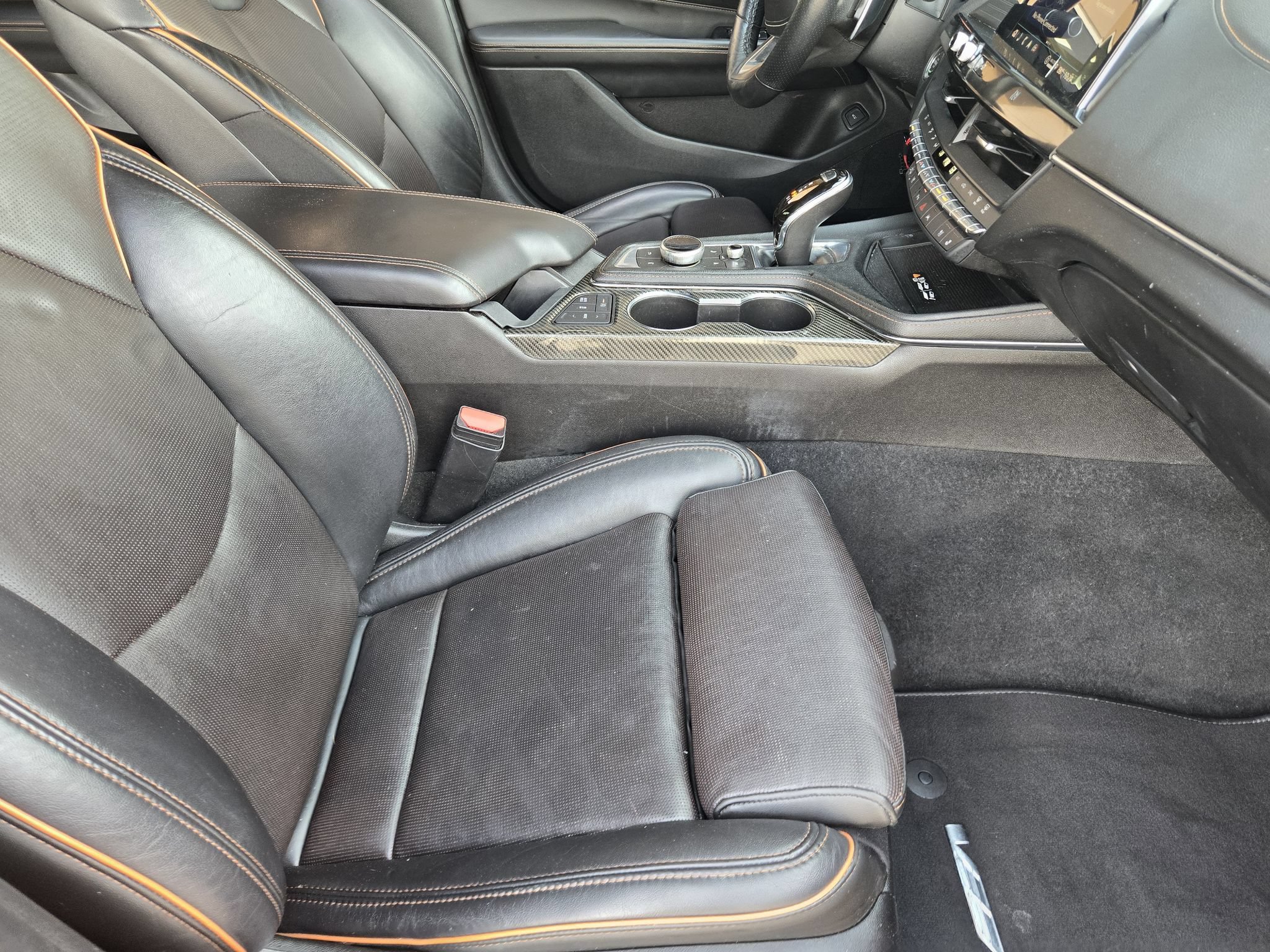 Used 2021 Cadillac CT4 V w/ Technology Package RWD image 14