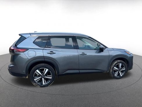 Used 2026 Nissan Rogue SL AWD/4WD image 33