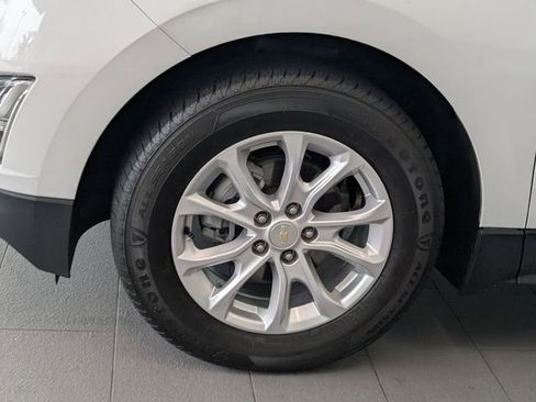 Used 2019 Chevrolet Equinox LT image 4