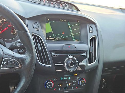 Used 2017 Ford Focus ST w/ Equipment Group 402A image 29