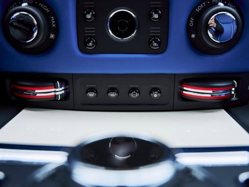 Used 2019 Rolls-Royce Ghost image 75