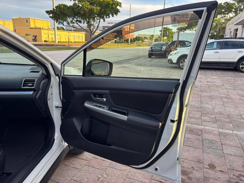 Used 2016 Subaru Crosstrek 2.0i Premium w/ Moonroof Package image 21