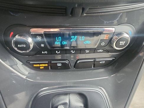 Used 2015 Ford Escape Titanium AWD/4WD image 21