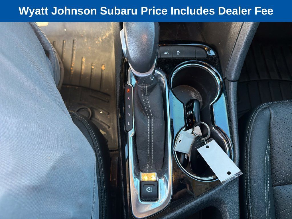 Used 2022 Buick Encore GX Essence w/ Experience Buick Package FWD image 29