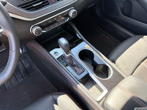 Certified 2024 Nissan Altima 2.5 SR image 16