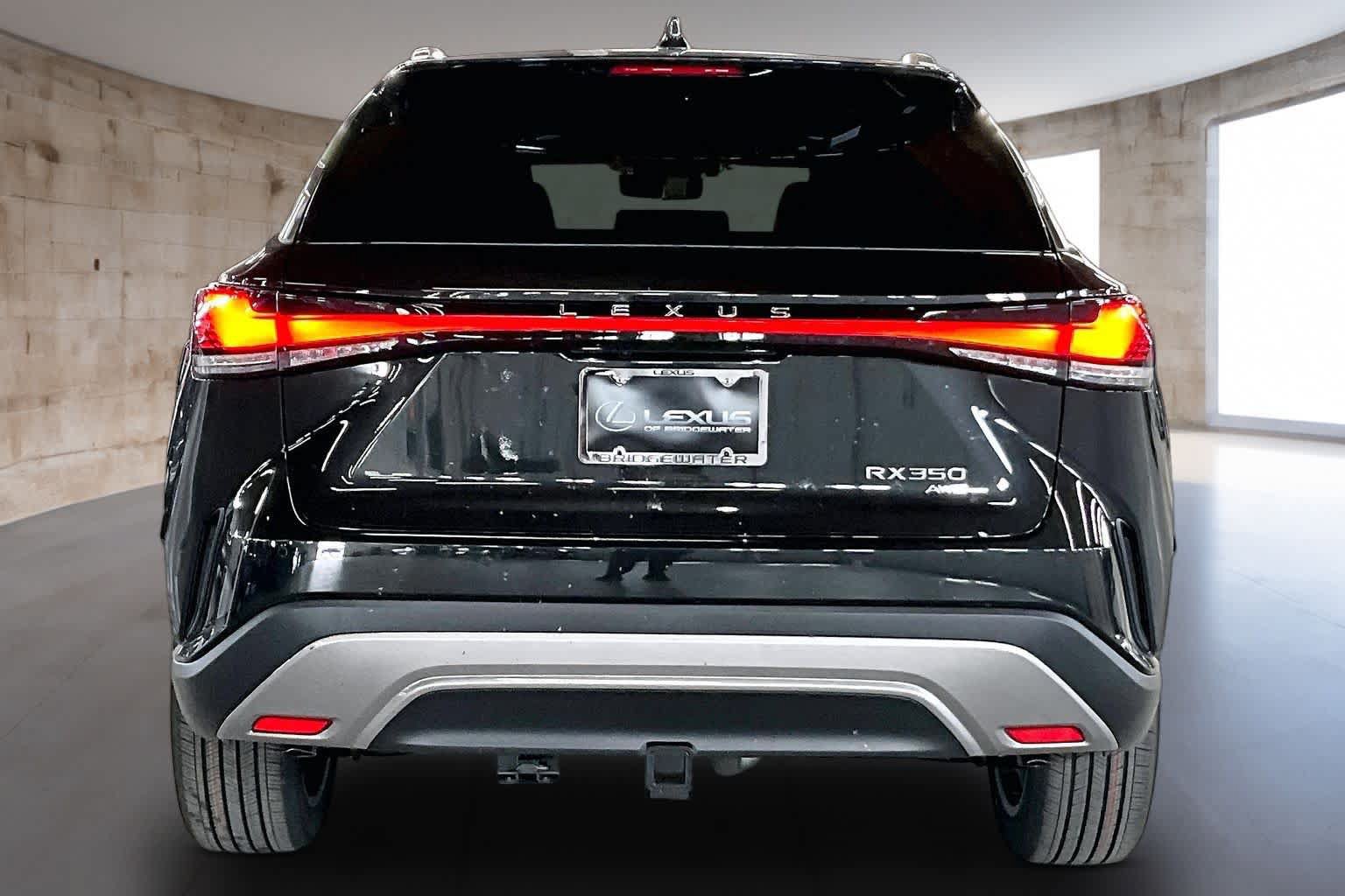 New 2026 Lexus RX 350 AWD w/ Convenience Package image 4