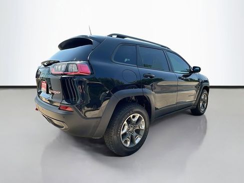 Used 2019 Jeep Cherokee Trailhawk AWD/4WD image 6