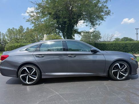 Used 2020 Honda Accord Sport image 5