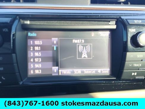 Used 2015 Toyota Corolla LE image 32