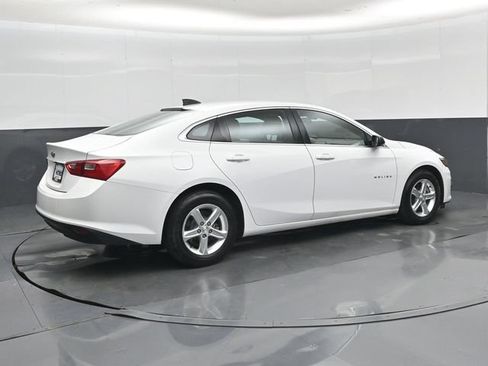 Used 2021 Chevrolet Malibu LS FWD image 29